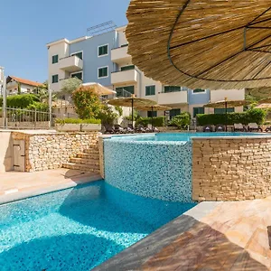  Apartament - Salena With Two Pools