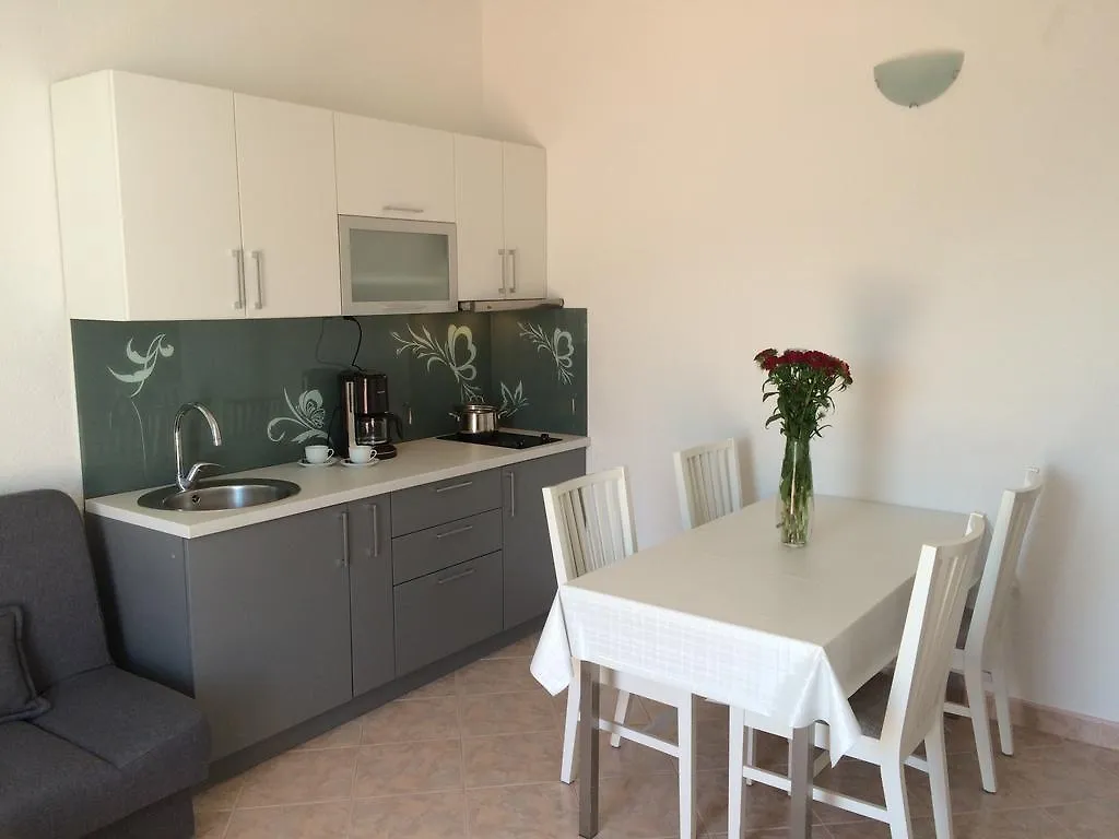 Apartments Crnjac Trogir Chorwacja