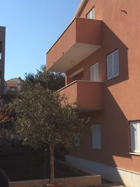 Apartments Crnjac Trogir